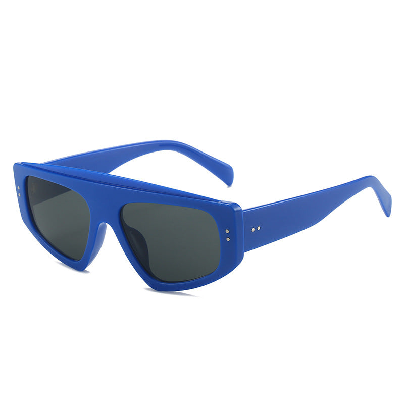 Women's oversized sunglasses in trendy animal print design Bowlift