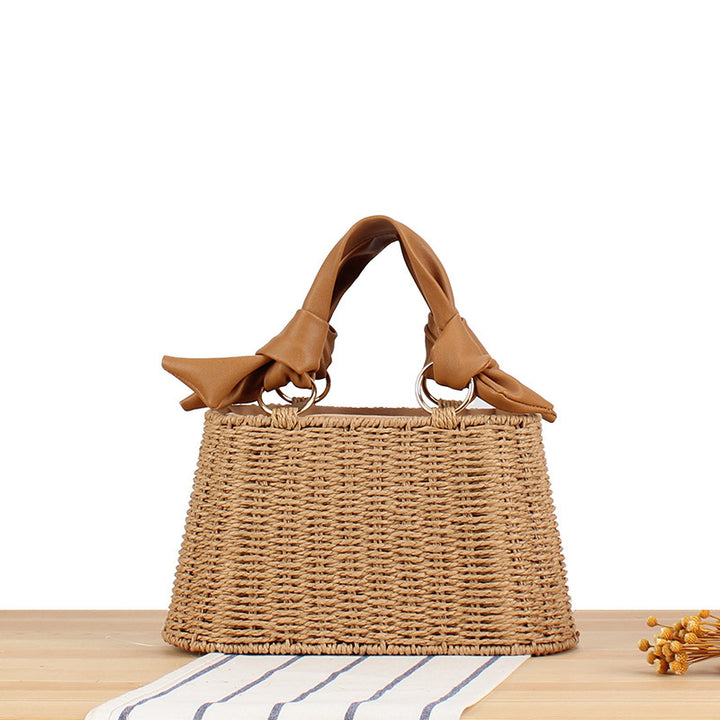 Elegant Handbag with Braided Design and Fashionable Details Bowlift