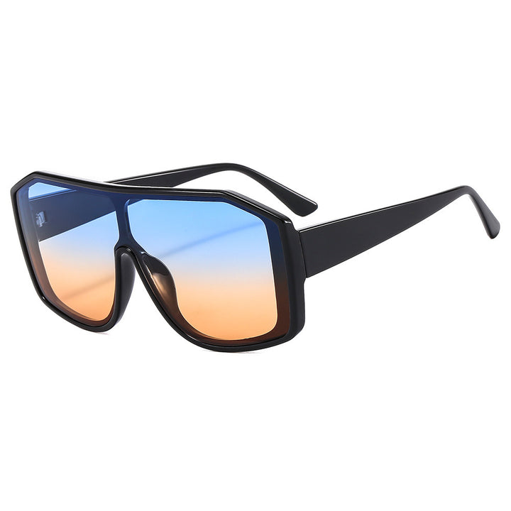 Women Fashionable Oversized Sunglasses in Extravagant Animal Print Design Bowlift