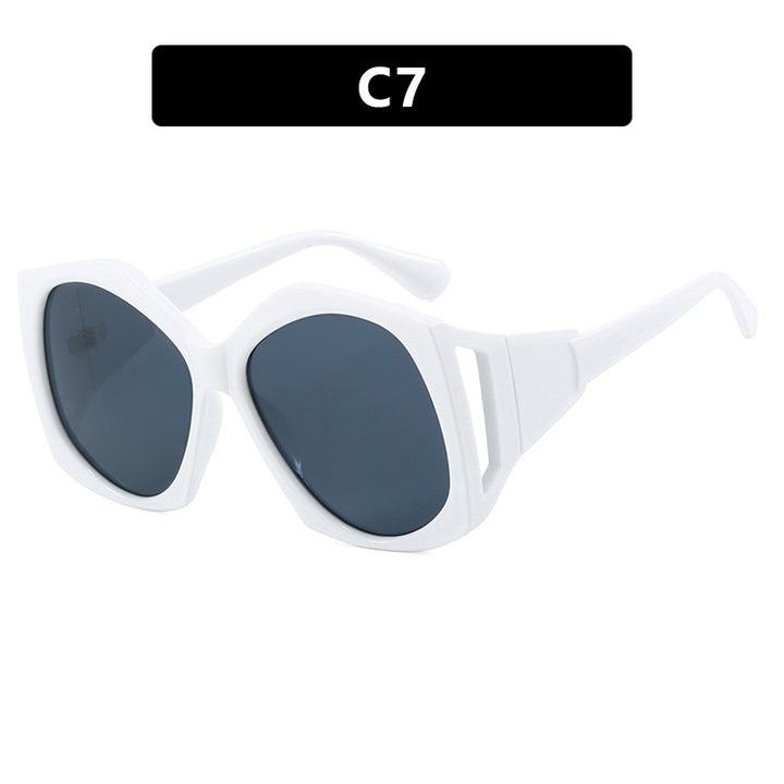 Women oversized sunglasses with futuristic design Bowlift