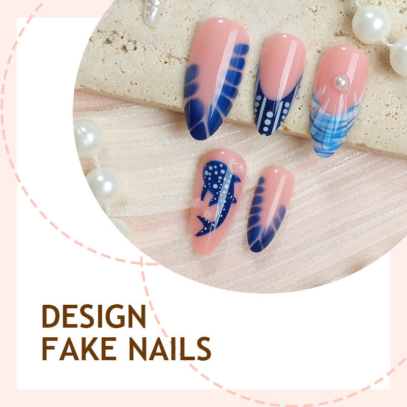Creative nail art set with a maritime design and elegant accents Bowlift