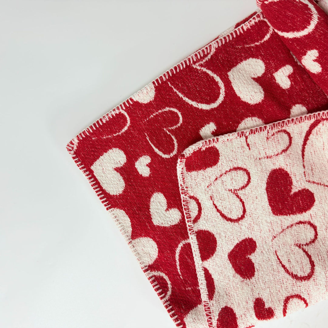 Cozy Heart Print Scarf
