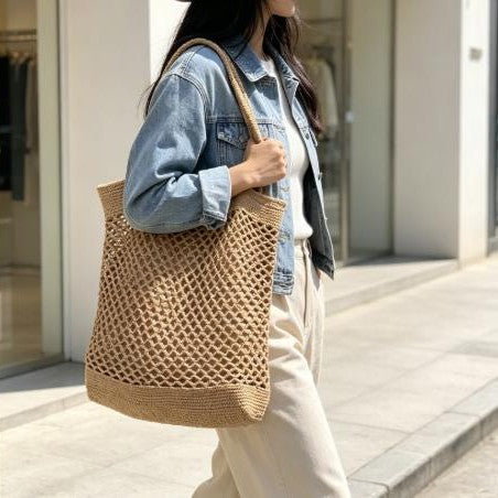 Hand-knotted shopping bag in modern net design Bowlift