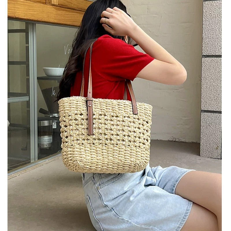 Handbag Made of Natural Macrame with Vegan Leather Handles Bowlift