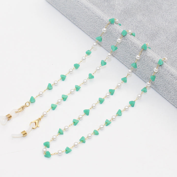 Stylish Pearl and Crystal Eyewear Chain Bowlift