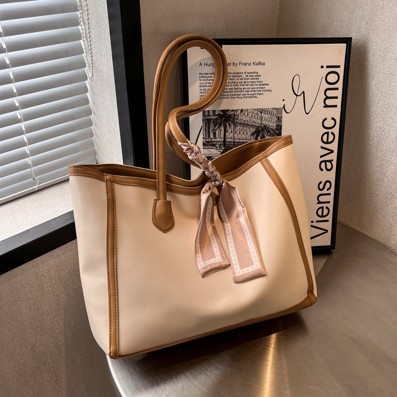 Elegant Large Tote Handbag Bowlift