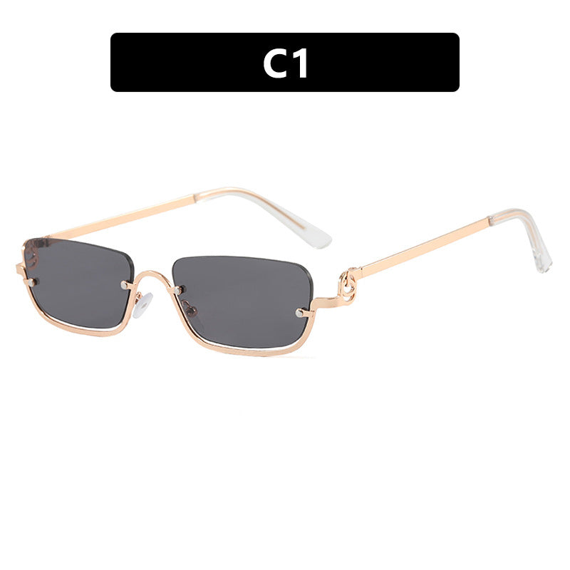 Women Fashionable Square Sunglasses with Elegant Metal Frame Bowlift