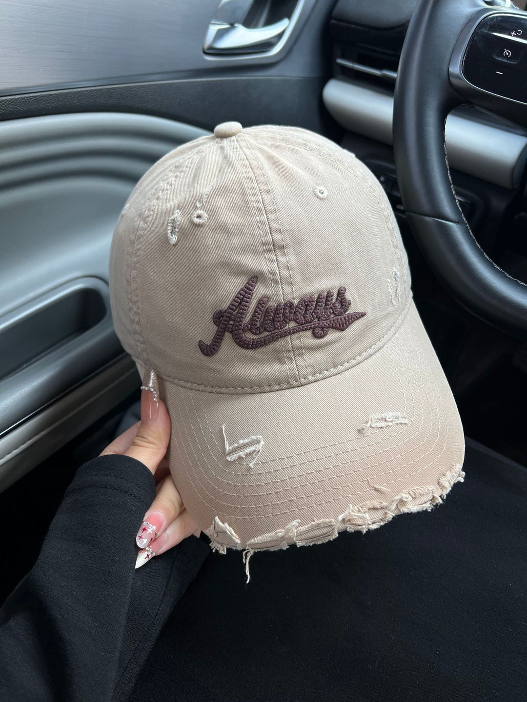 Women's Distressed Graphic Baseball Cap Bowlift