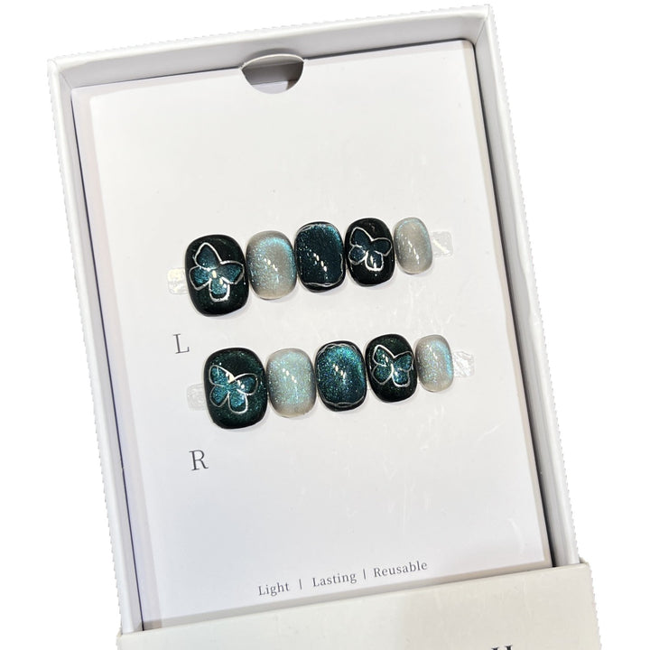 Decorative Press-On Nail Art Set with Butterfly and Glitter Accents Bowlift