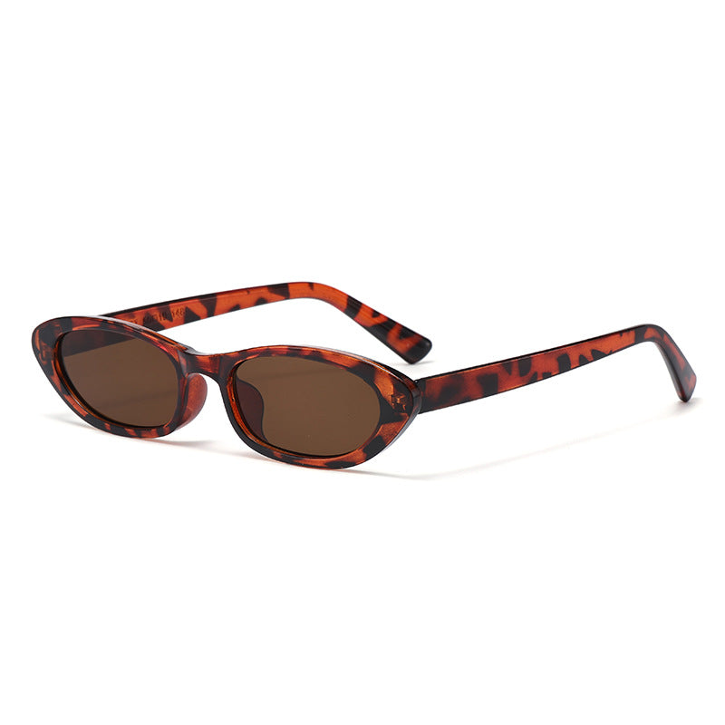 Ladies Cat-Eye Sunglasses with protective UV filter and elegant frame structure Bowlift