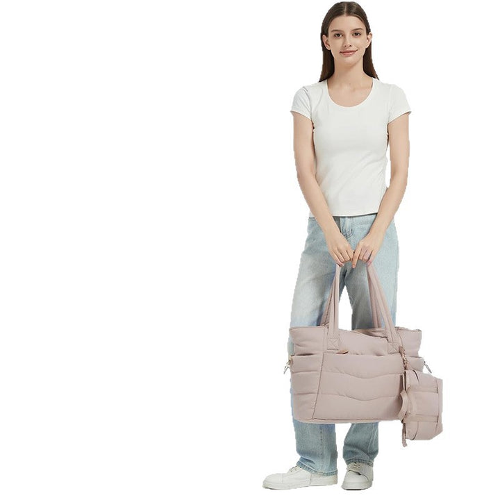 Spacious everyday bag with removable organizer Bowlift