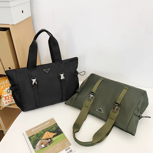 Multifunctional Sport and Everyday Bag Bowlift