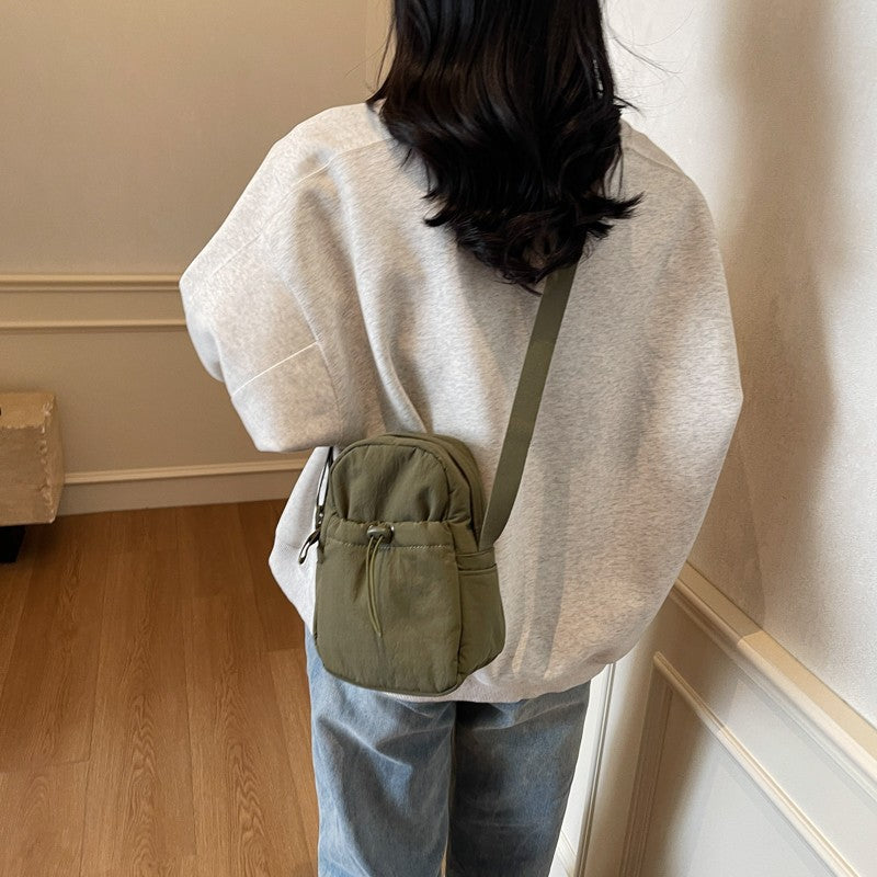 Practical backpack with innovative design Bowlift