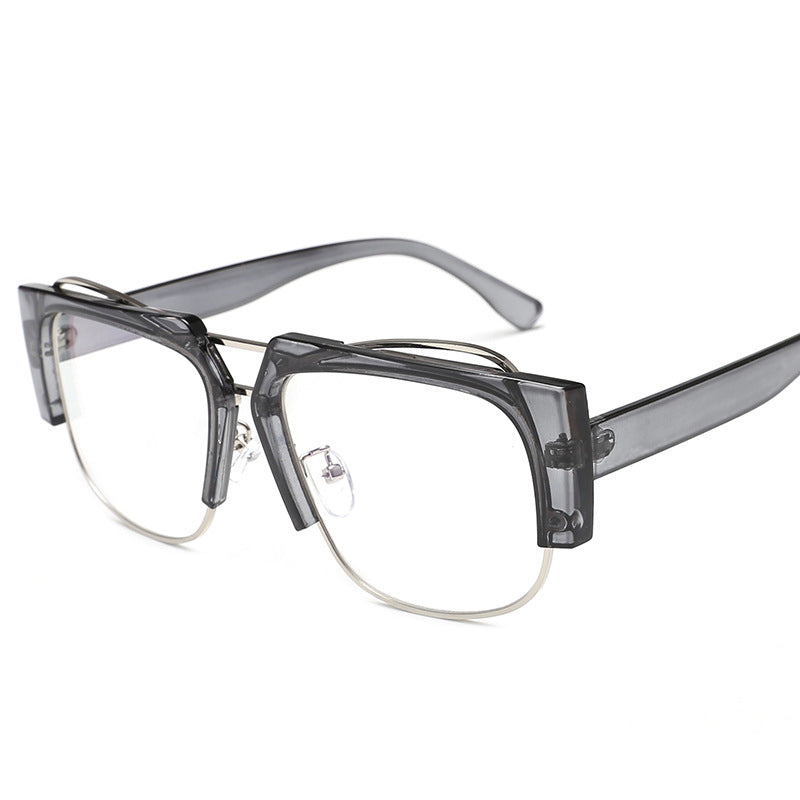 Women Fashion Square Sunglasses with Unique Chain Design Bowlift