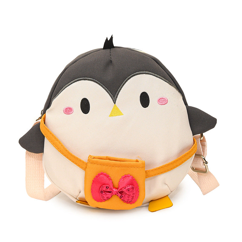 Plush children's backpack in cute penguin design Bowlift