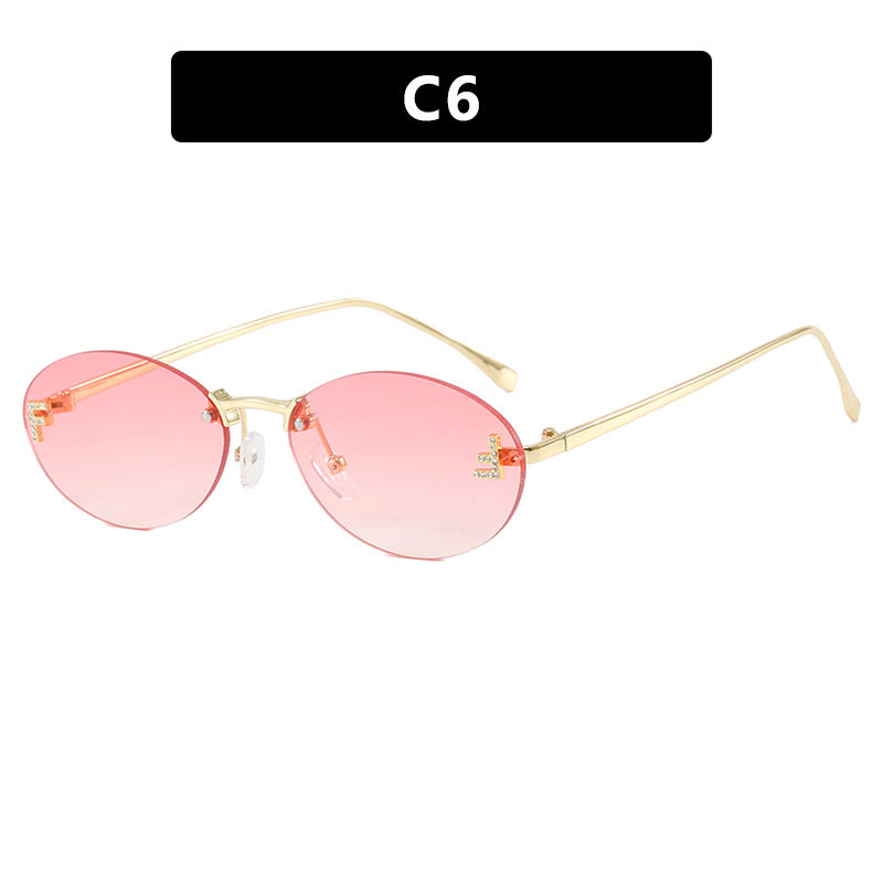Women's fashionable sunglasses with elegant mirrored lens front and delicate metal frame Bowlift