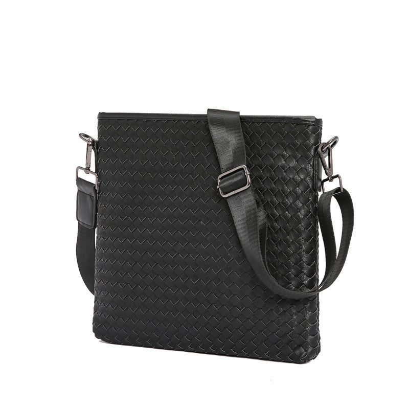 Trendy Crossbody Bag Made of Woven Material Bowlift