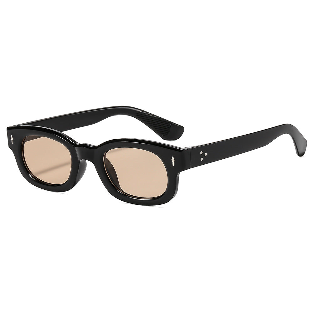 Ladies fashionable sunglasses in trendy square tube design Bowlift