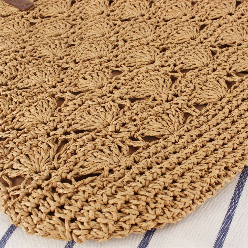 Stylish handbag made of woven natural material Bowlift