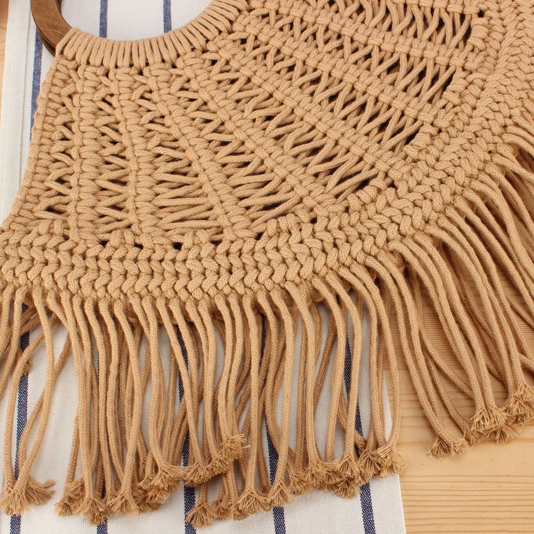 Macramé Handbag with Wooden Handles Bowlift