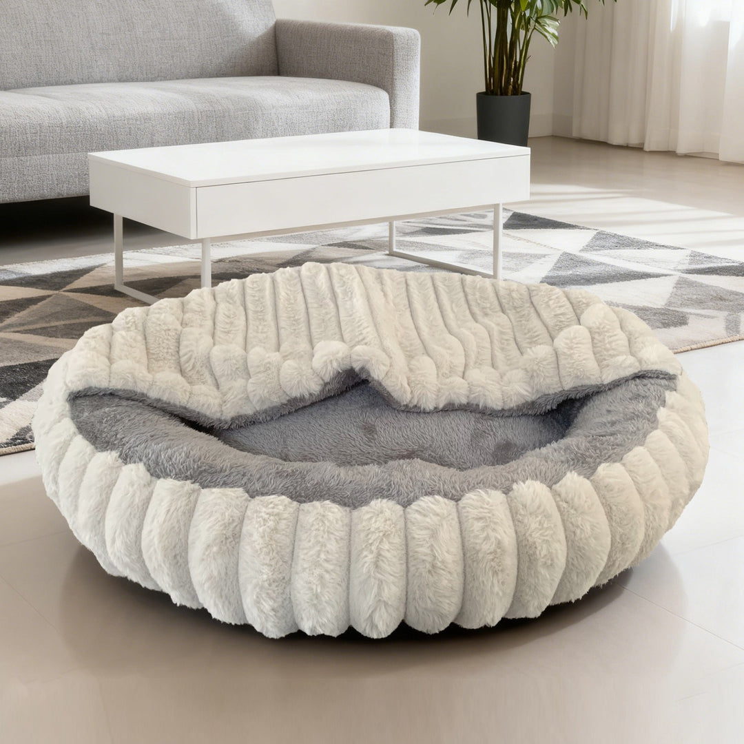 Ladies Cozy and Round Pet Bed with High Edge Bowlift
