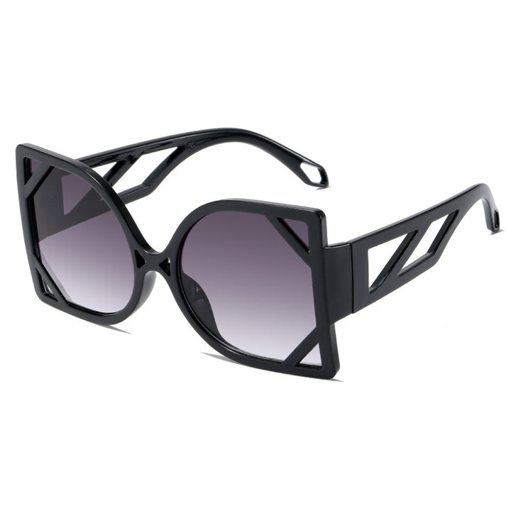 Ladies geometric sunglasses with exclusive design and UV protection Bowlift