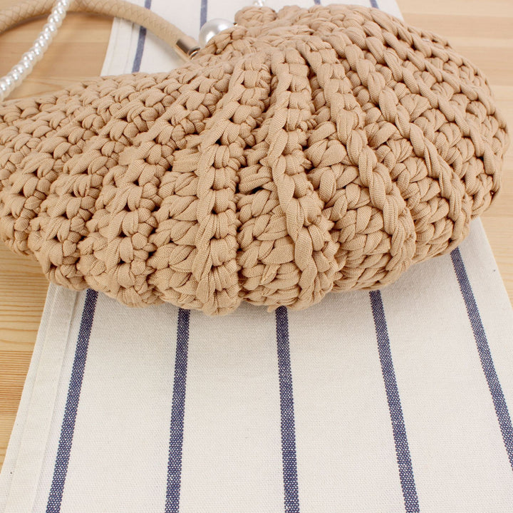 Fashionable Evening Bag Bowlift
