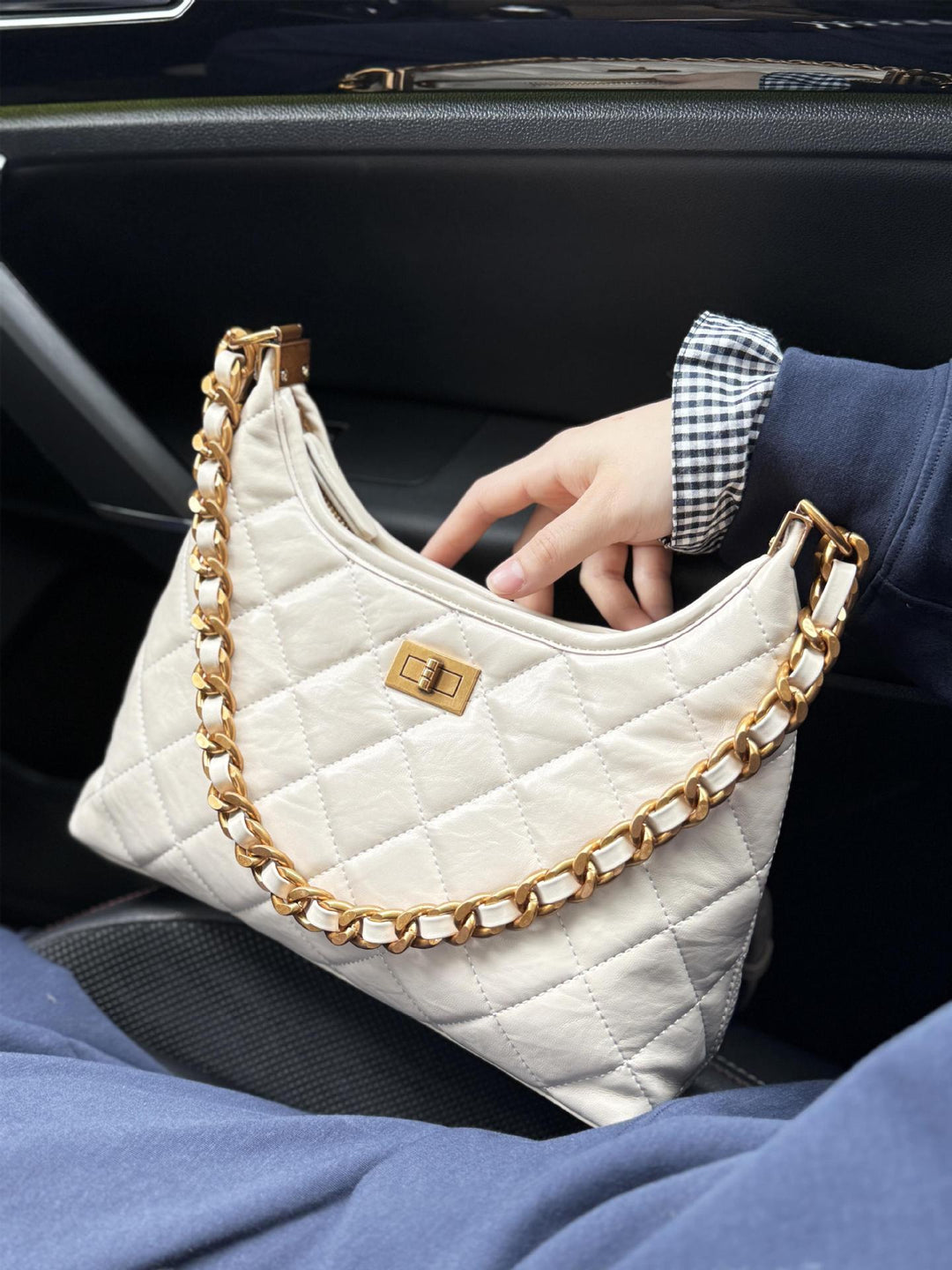 Elegant Chain-Embellished Hobo Bag Bowlift