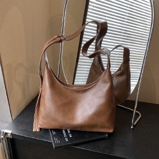 Soft Leather Minimalist Hobo Bag Bowlift