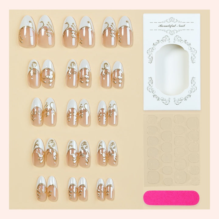 Nail art set with elegant golden applications Bowlift