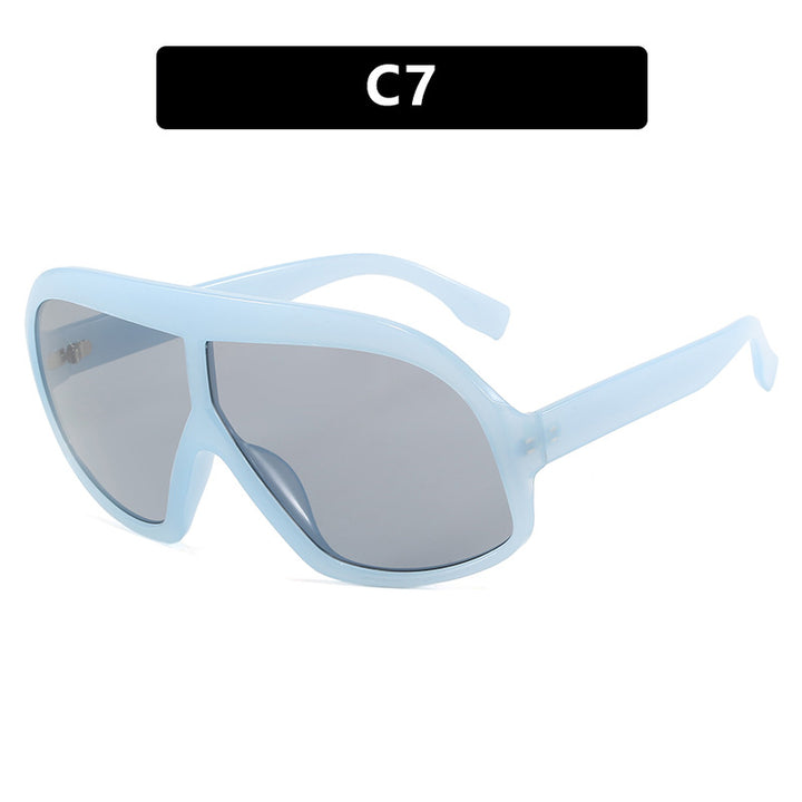 Women's Fashion Sport Sunglasses in Futuristic Design Bowlift