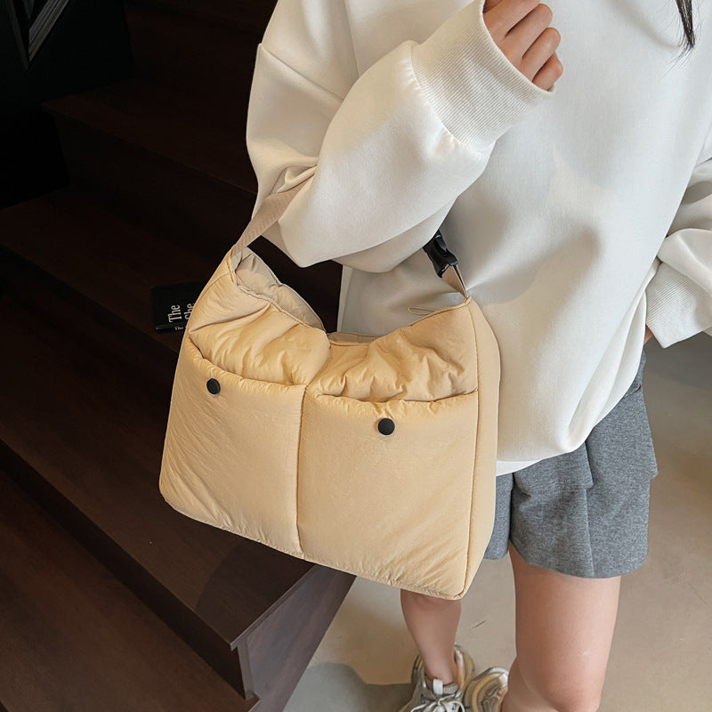 Stylish Crossbody Tote Bowlift