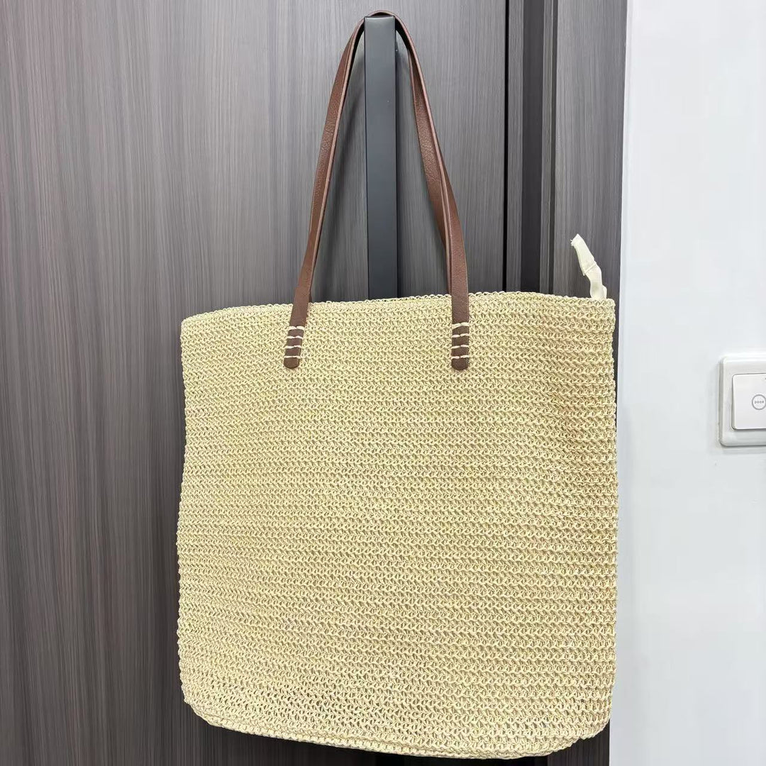 Spacious Handbag Made of High-Quality Woven Natural Material Bowlift