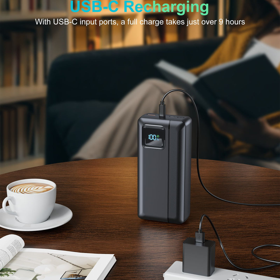 Powerbank with Integrated Charging Cable and LED Display Bowlift