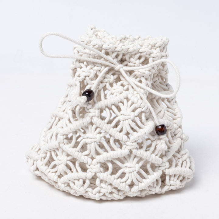 Handmade macrame shoulder bag with playful design Bowlift