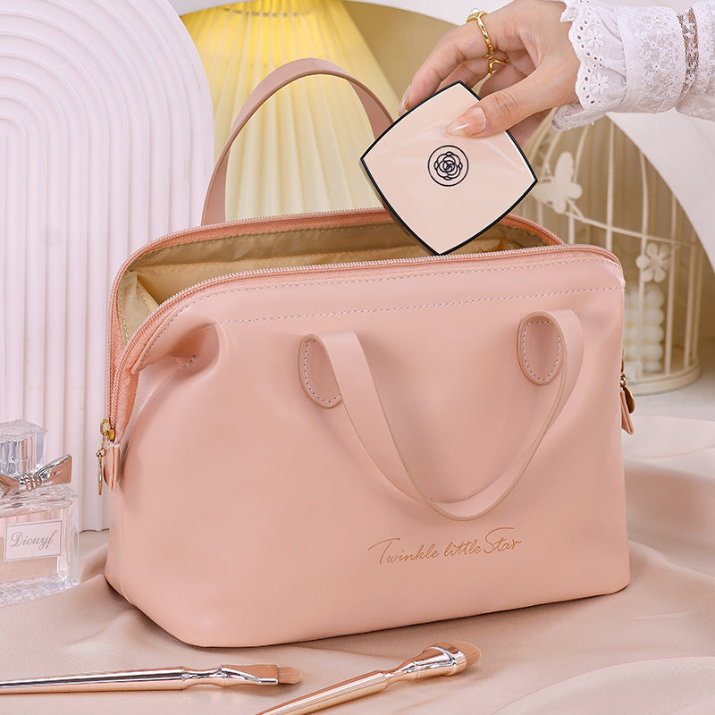Cosmetic transport bag made of high-quality synthetic leather with stylish design Bowlift