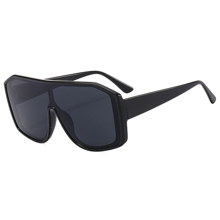 Women Fashionable Oversized Sunglasses in Extravagant Animal Print Design Bowlift