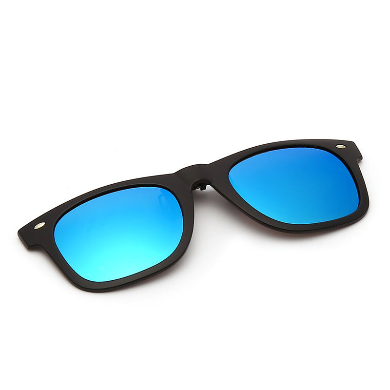 Ladies sunglasses in stylish sports design Bowlift