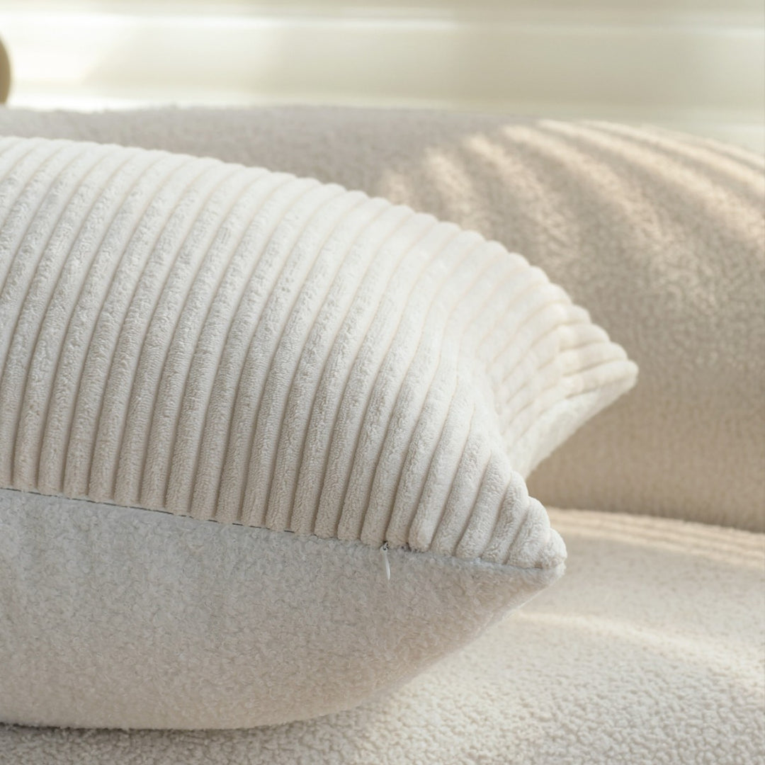 Rectangular corduroy cushion cover with a fine ribbed structure and teddy inner side Bowlift