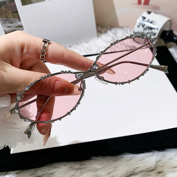 Women's exclusive sunglasses with sparkling rhinestone embellishment and elegant metal frame Bowlift
