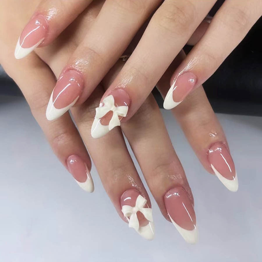 Artificial nail set with luxurious 3D bow decorations Bowlift