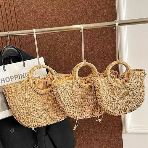 Handmade basket bag with light ruffles Bowlift