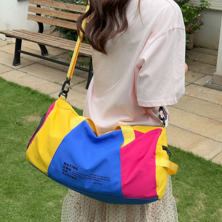Versatile Multi-Pocket Sports Duffle Bag Bowlift