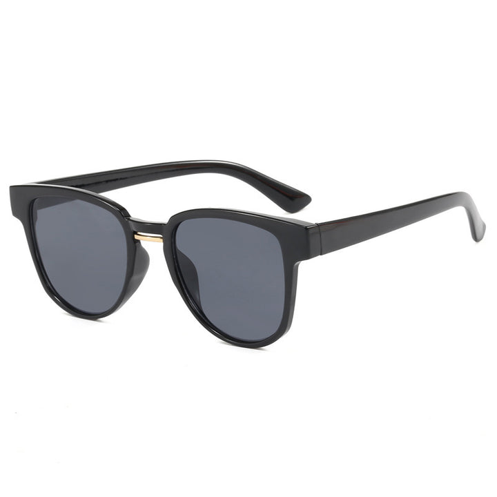 Ladies Designer Sunglasses with Unique Cat-Eye Frame Bowlift