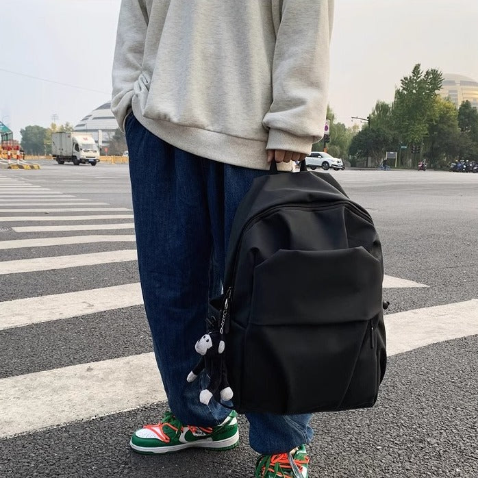 Functional backpack with innovative storage concept Bowlift
