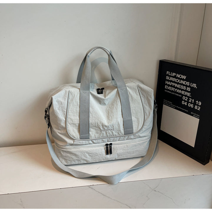 Versatile Lightweight Multi-Functional Weekender