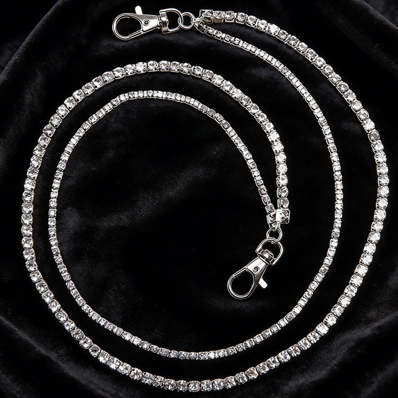 Stylish Rhinestone Chain Accessory Bowlift