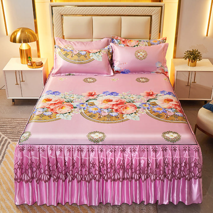 Ladies daybed cover with playful bear motif Bowlift
