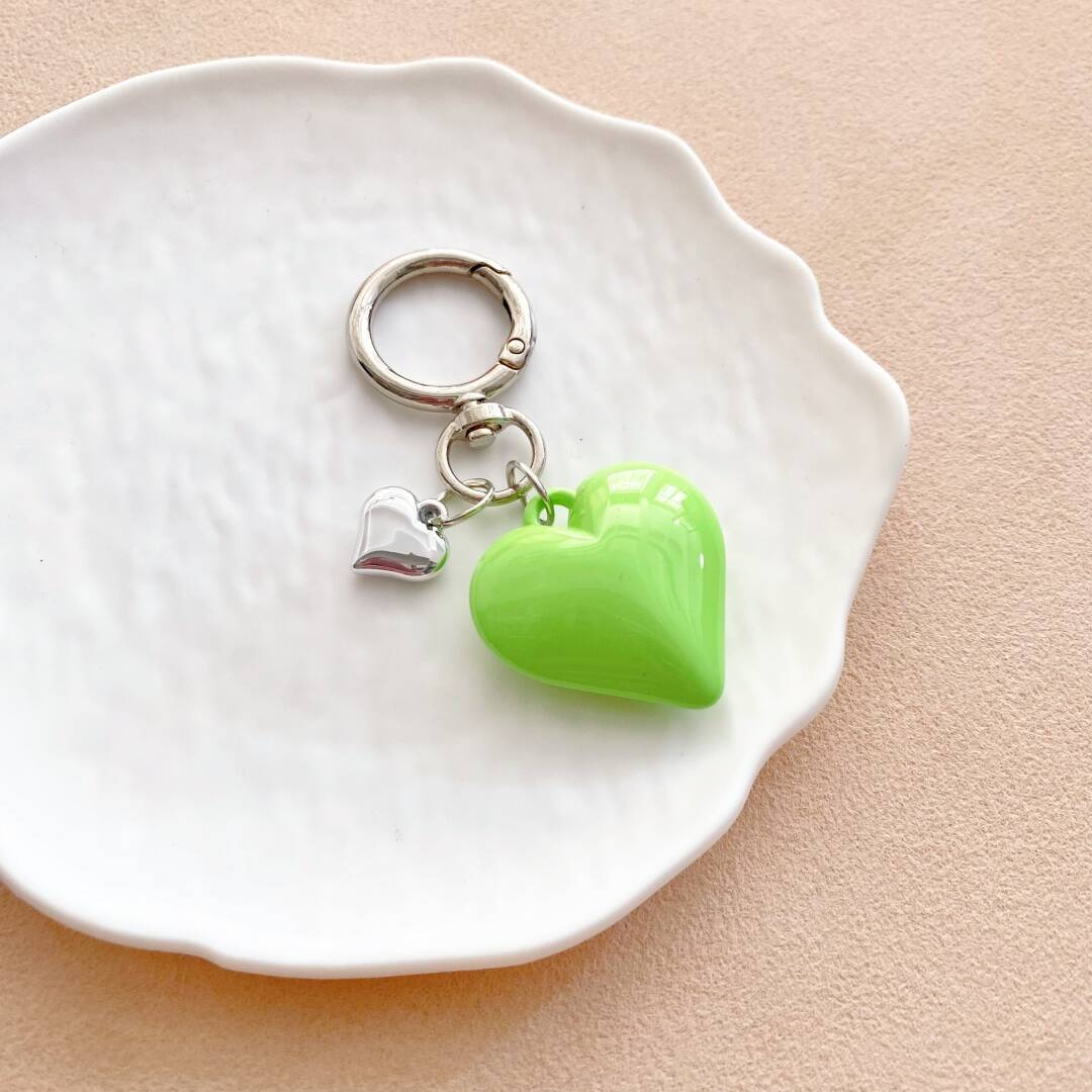 Heart-Shaped Charm Keychain Bowlift
