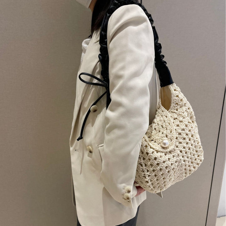 Handcrafted Shoulder Bag Bowlift